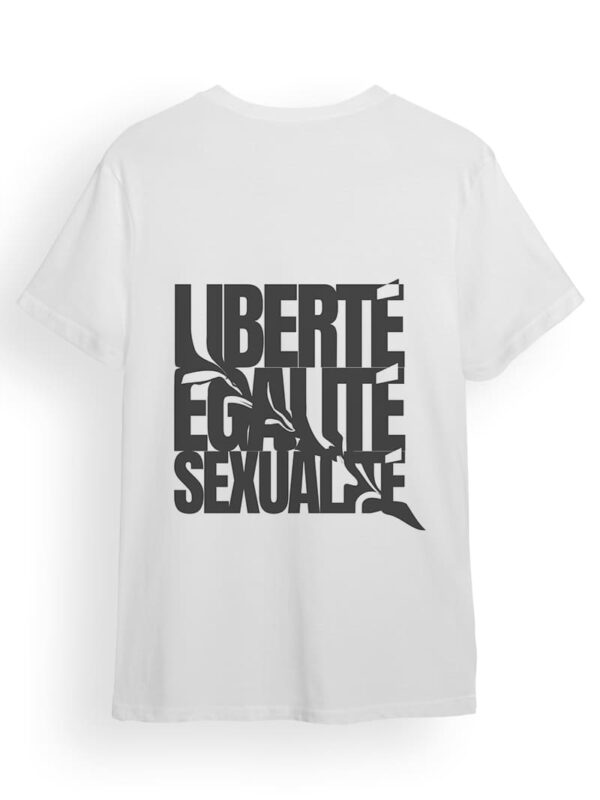 Remera oversize unisex blanca 100% de algodón con diseño de letras con efecto licuado en DTF